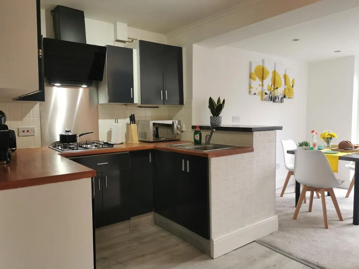 Benjamin Gardens Holiday Home Driffield