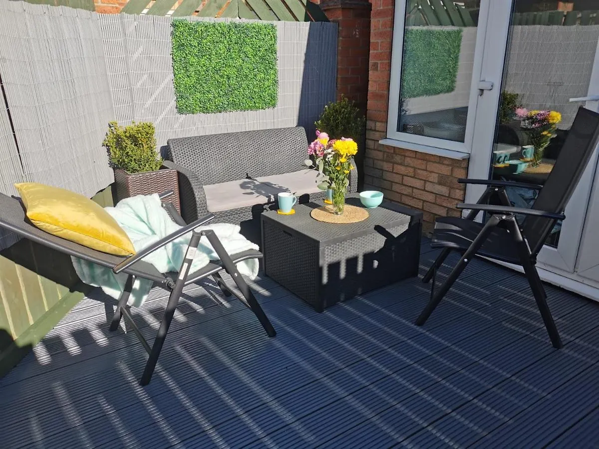 Benjamin Gardens Holiday Home Driffield