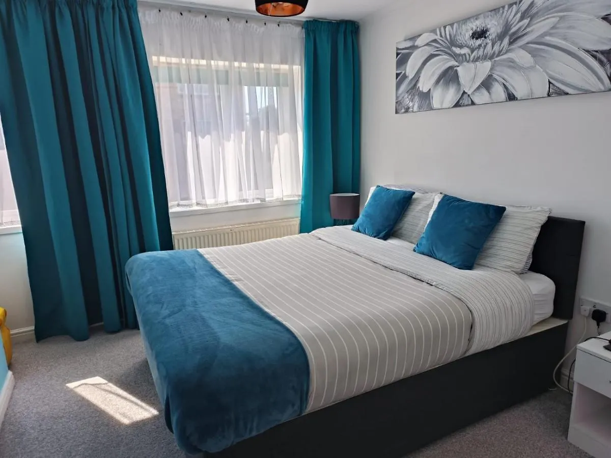 Contactos de Benjamin Gardens Holiday Home